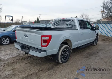 2022 Ford F-150 Lariat z USA, uszkodzony, nr VIN 1FTFW1E55NKD84145